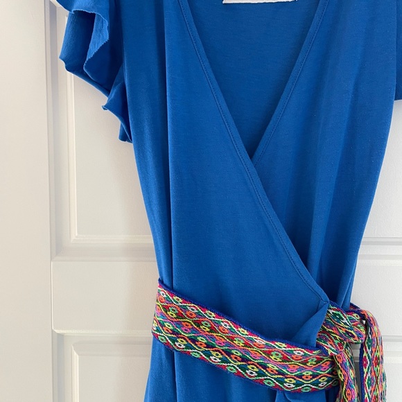 BLUE SOLID WRAP MAXI DRESS - Picture 3 of 8